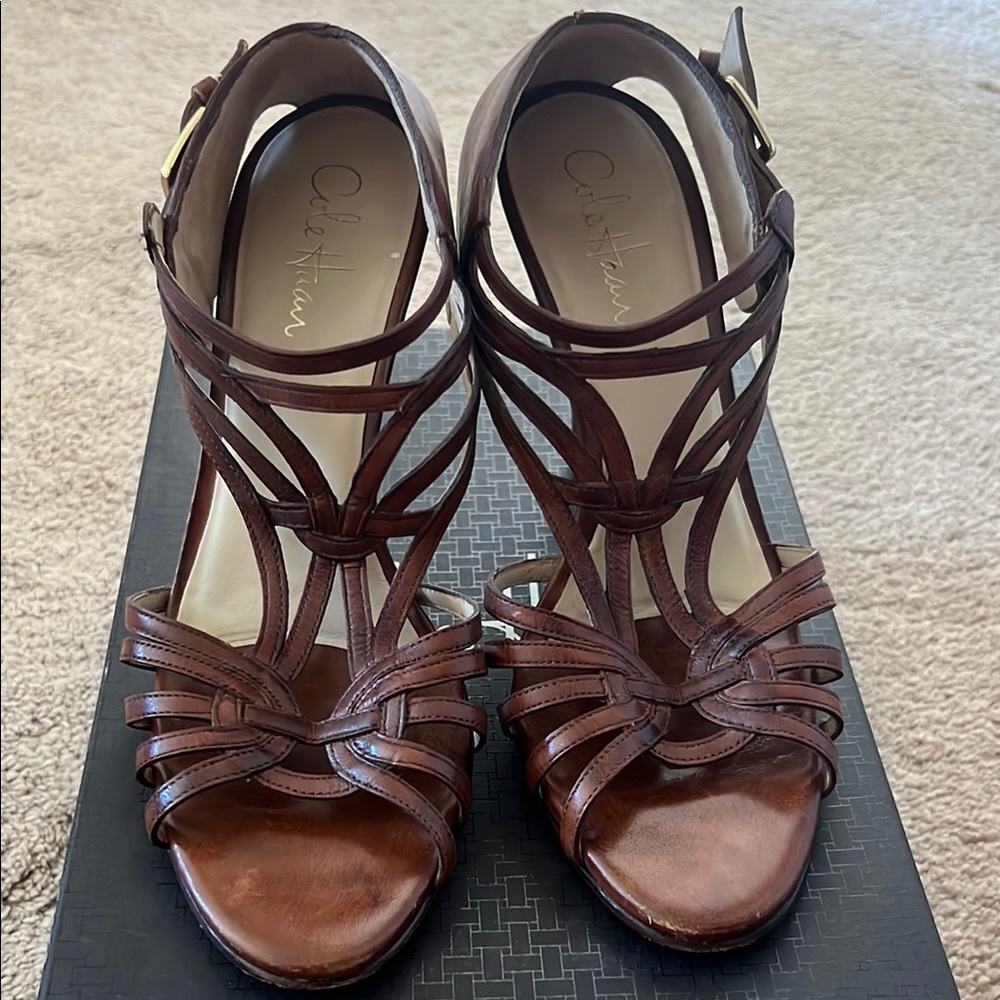 Cole Haan Verona Air t-strap Woodbury heels